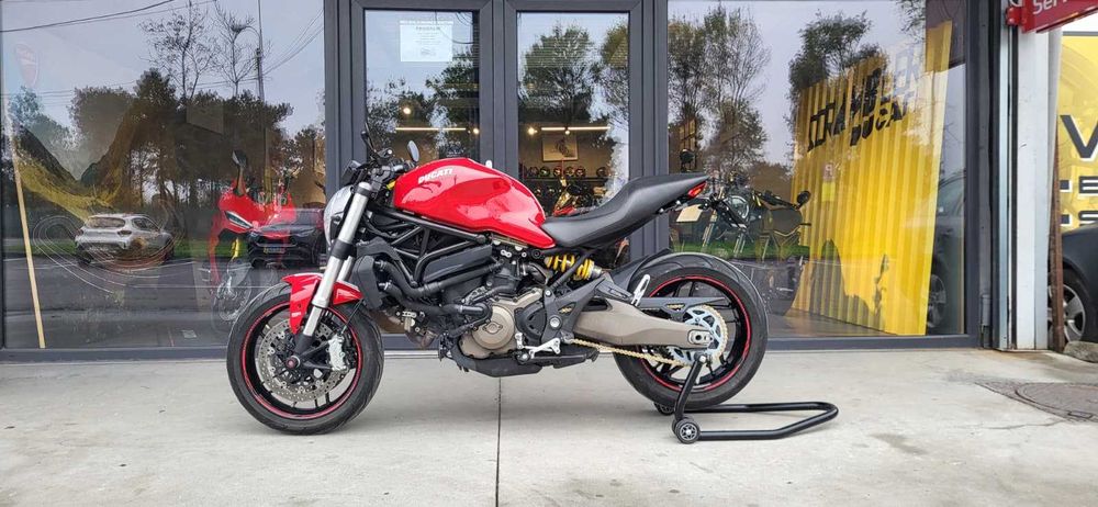 HobbyMoto vinde Ducati Monster 821 / 12 luni garantie