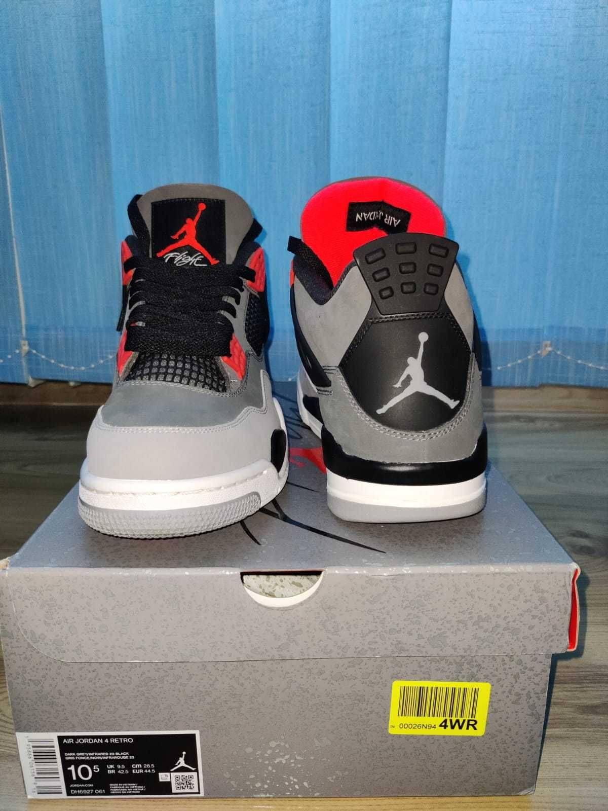 Air Jordan 4 Retro "Infrared"