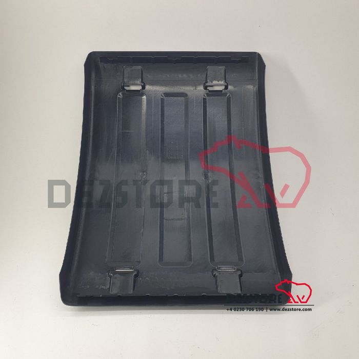 20723630 Capac aripa noroi axa spate Volvo FH