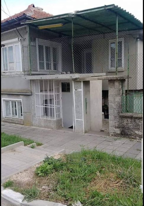 Етаж от къща под  наем