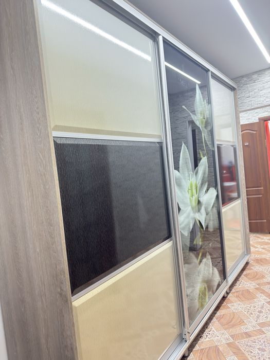 Продам шкаф купэ