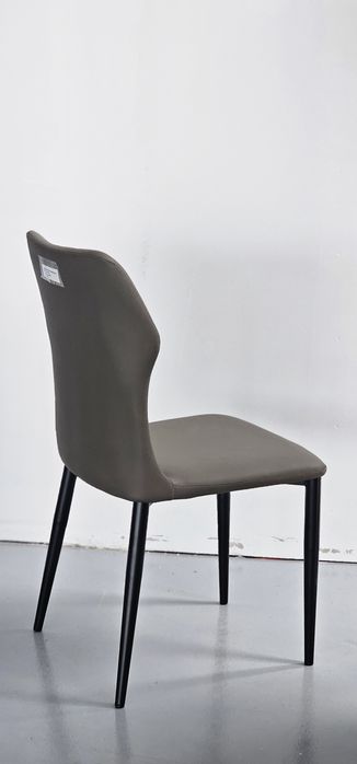 Scaune și fotolii moderne din stoc – Model 13 - livrare rapidă