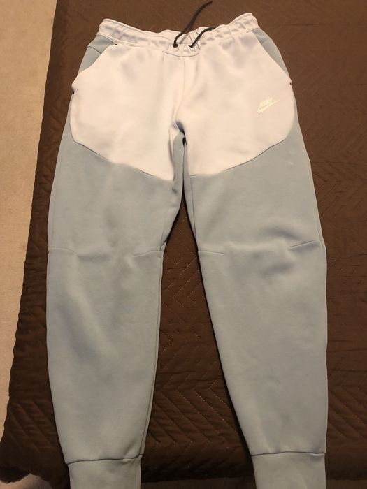 Мъжки анцуг Nike tech