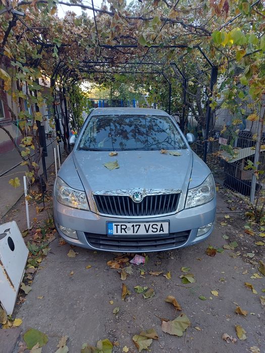 Vând Skoda octavia2  Avariata
