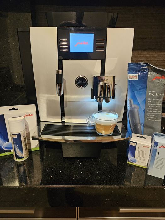 Jura x3c Espressor profesional pentru afacerea ta 1686 baut. prep.
