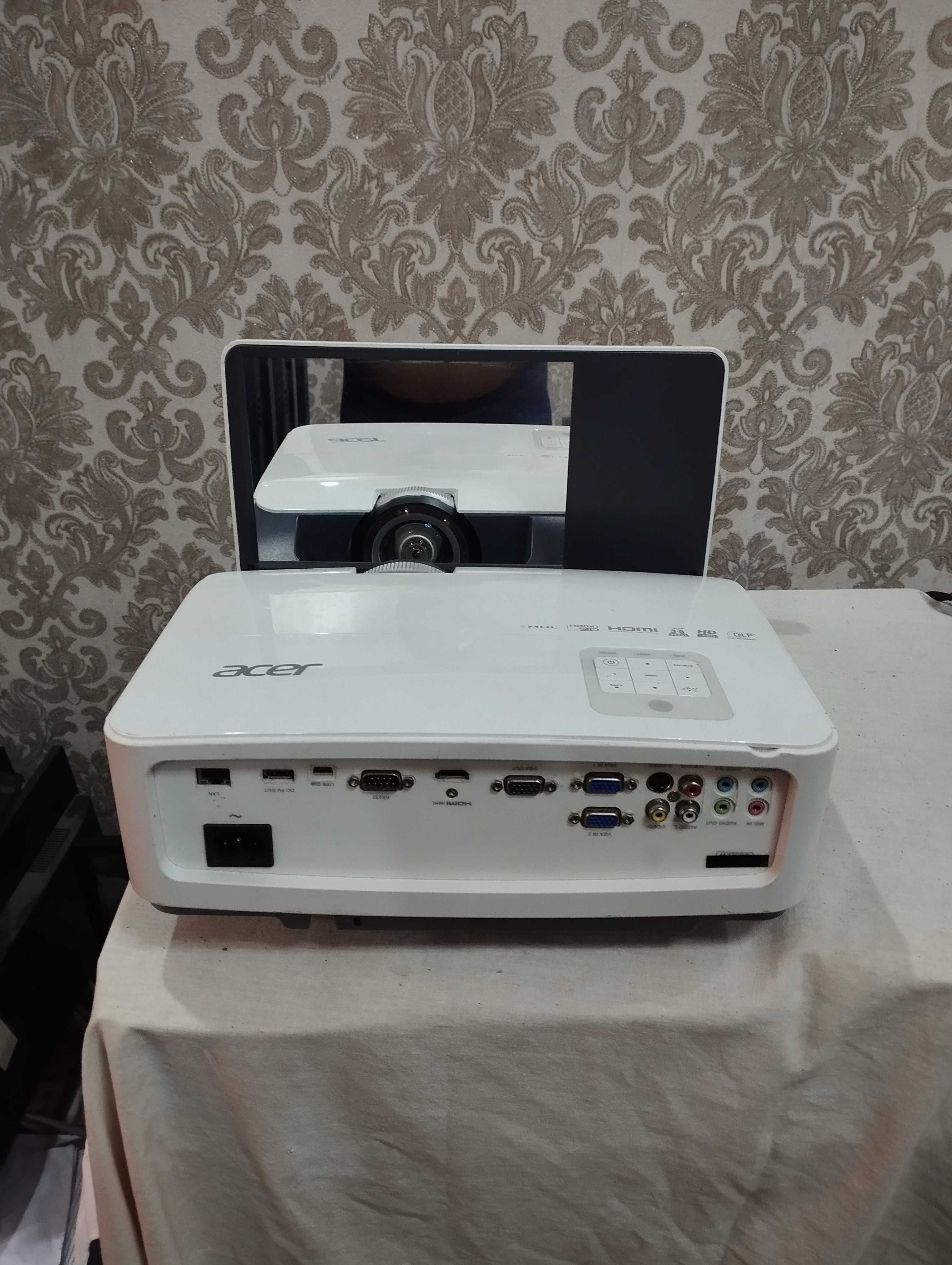 PROJEKTOR - ACER U5320W \\ Ультракороткофокусний \\ WIFI \\
