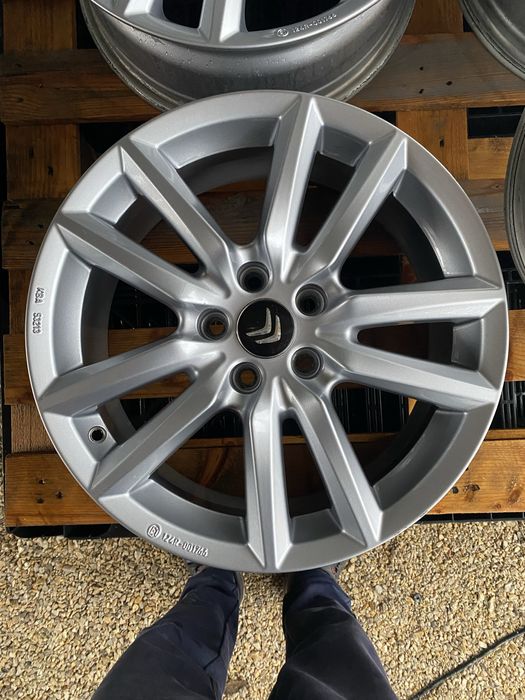 17 цола 5 х 108 Пежо 308 , 3008 , 4008 , Ситроен , Peugeot , Citroen