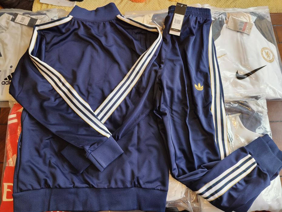 Тренировъчен футболен екип Juventus Adidas terrace icons 25/26