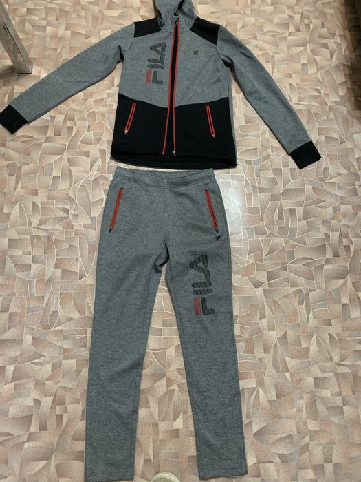 Спортивнвй костюм для мальчика