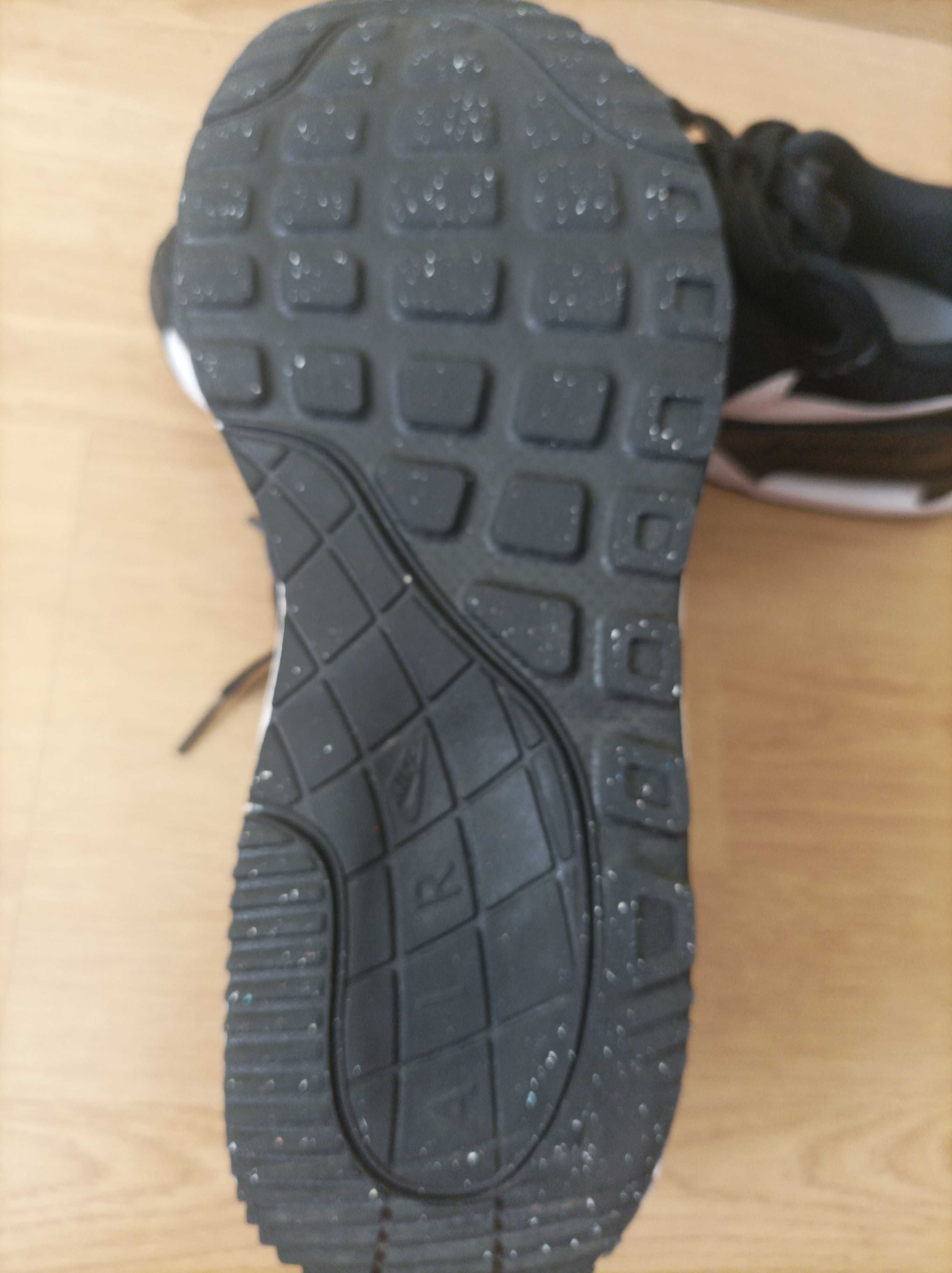Маратонки NIKE AIR MAX оригинални