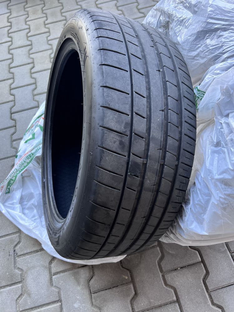 Anvelope Dunlop Sport Maxx 255/45 R20 si 285/40 R20
