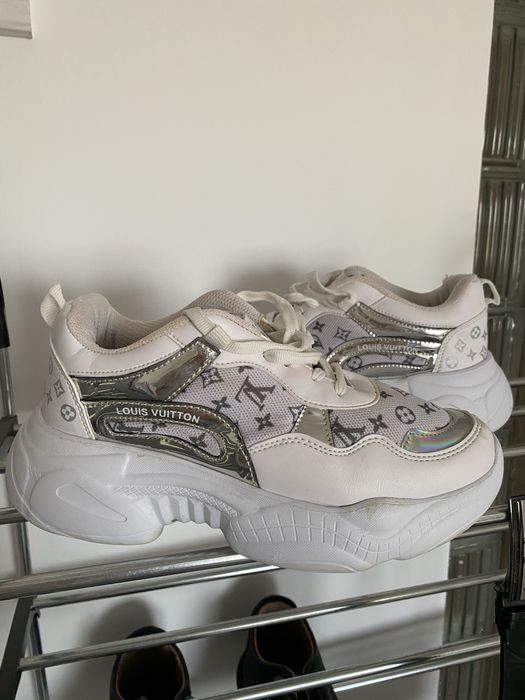 Adidasi super comozi si usori