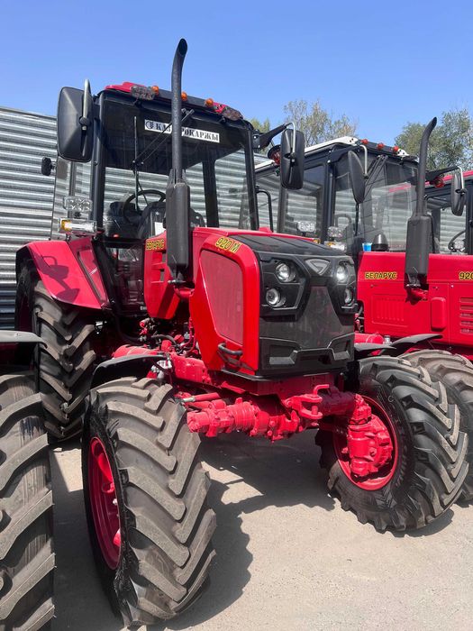 Трактор Беларус-920М с кондиционером и обновленная облицовка
