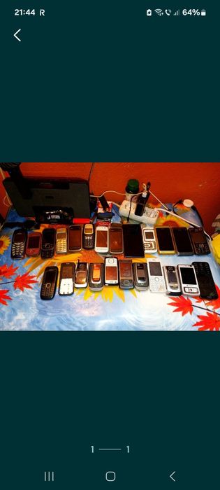Vand sau schimb telefoane