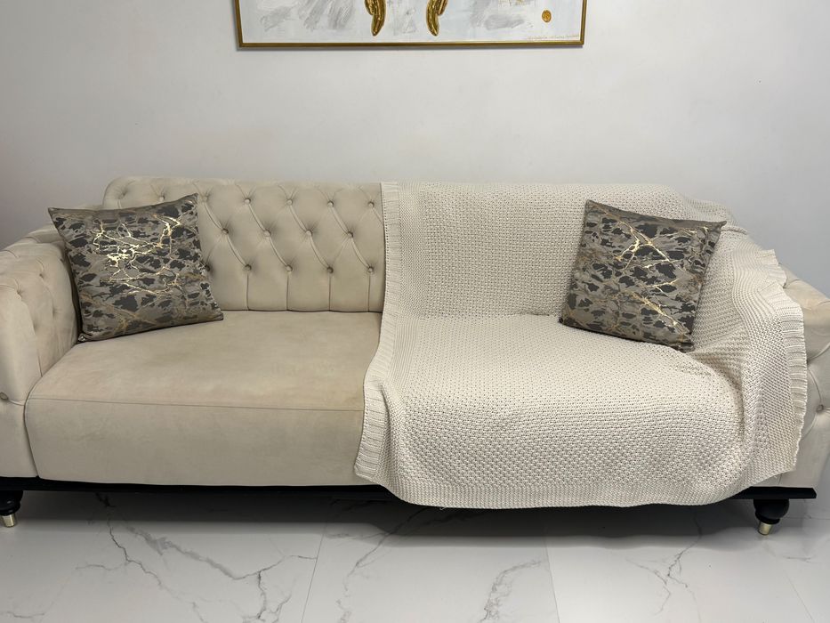 Canapea extensibila, catifea crem