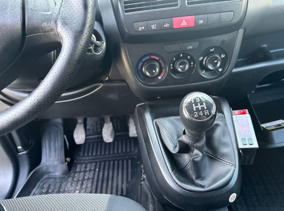 Fiat doblo cu frig