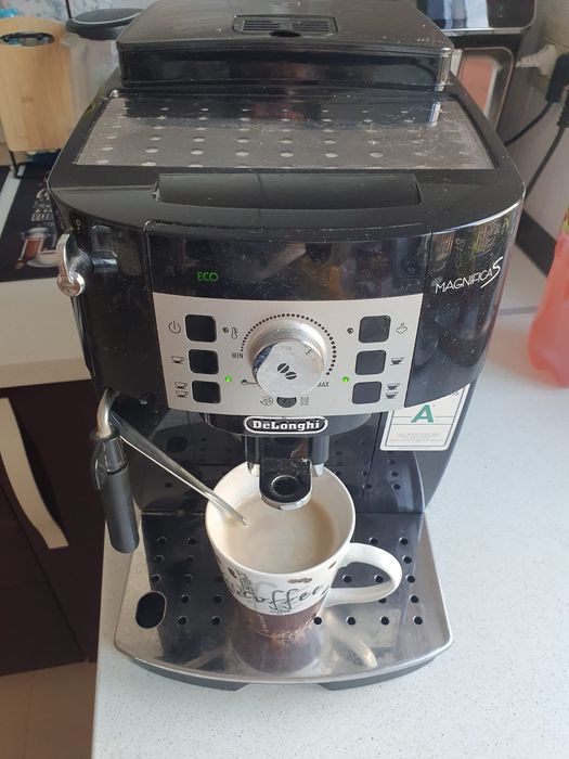 Espressor automat De'Longhi Magnifica S 1450W, 15 bar, 1.8 l