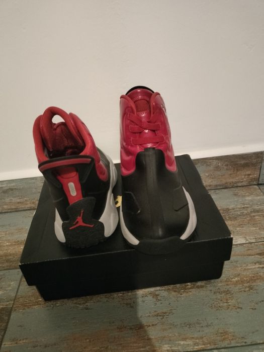 Jordan ghete/cizme mărime 32