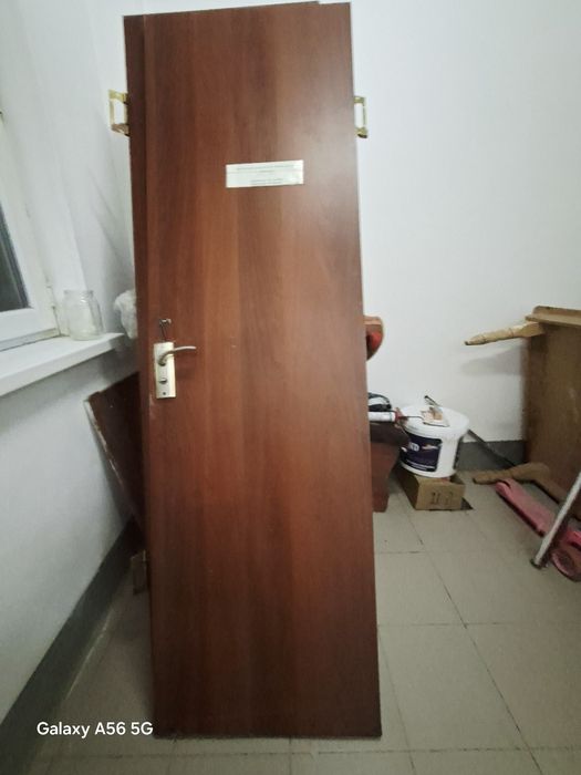 Ұсталған есіктер