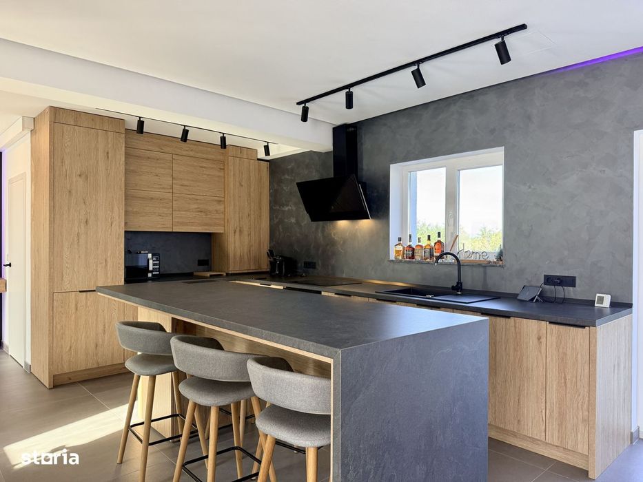 Casă tip Triplex – Cartier Izvor