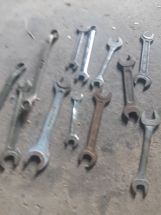 Продам ключи накидные