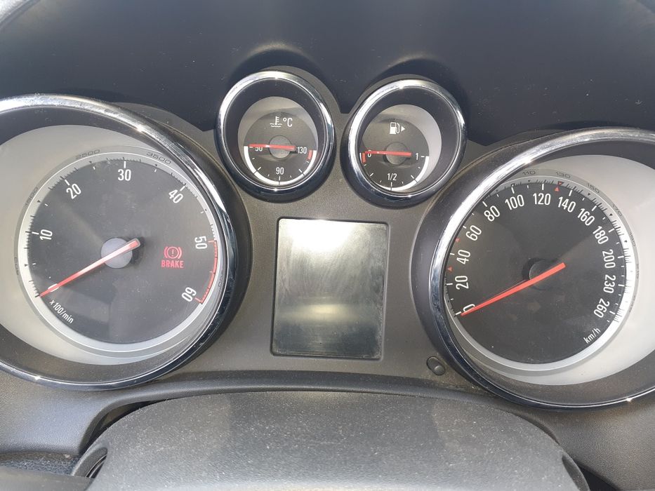 Schimb Opel Astra J / Cu tractor  japonez