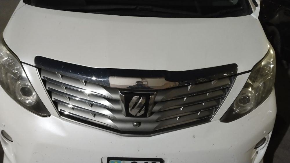 Фары на  альфард 20  кузов