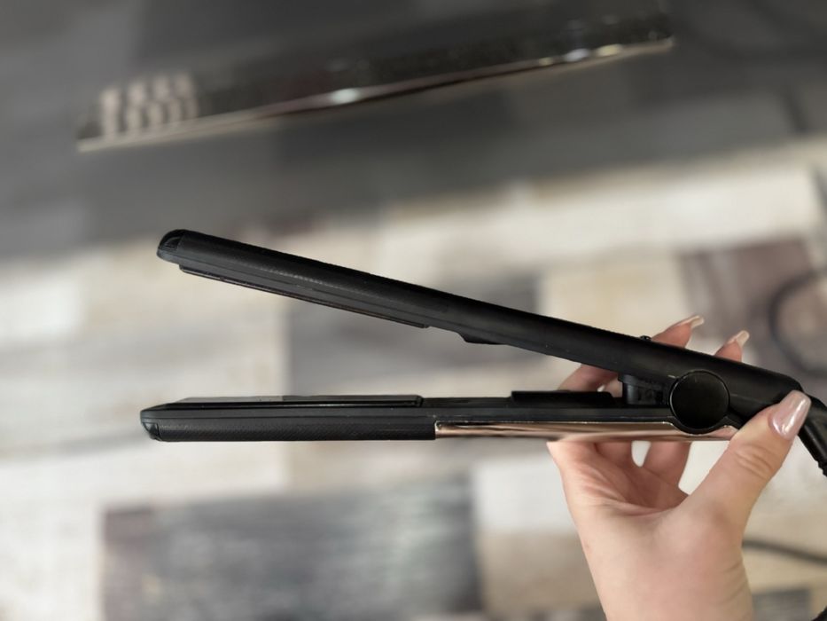 Преси за коса модели на Ровента