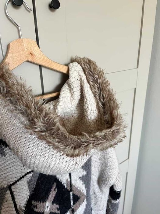 Мека и уютна зимна жилетка