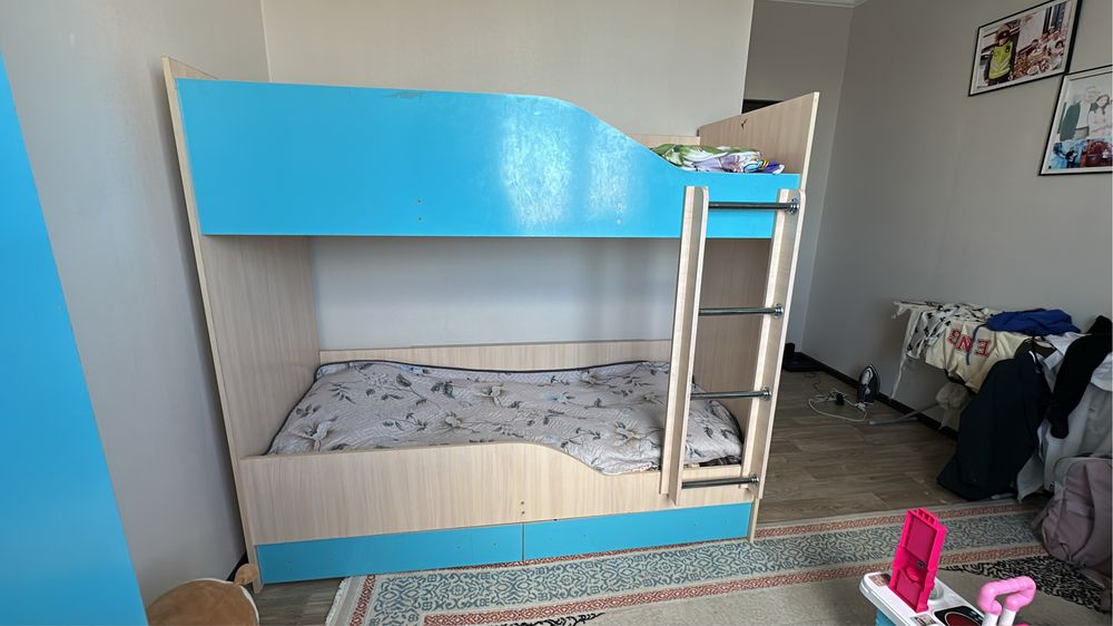 Двухярустная кровать