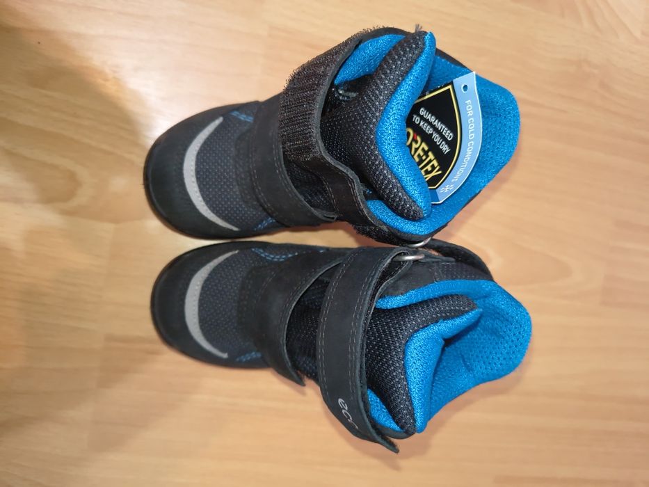 Cizme zăpadă Ecco,gore-tex băieți ,m.23 .Preț 80 lei