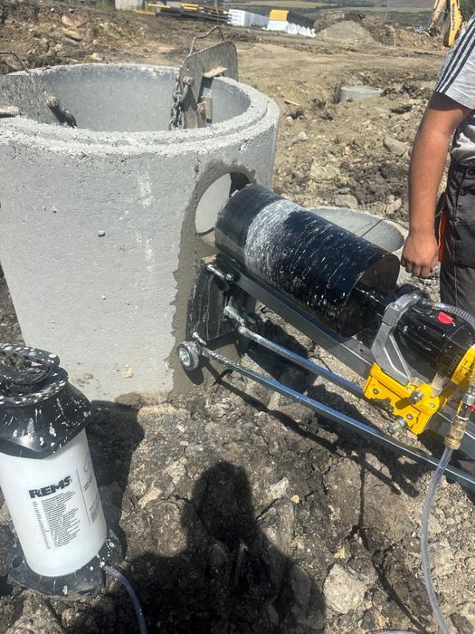 Servicii cu utilaj 3,8T, carotari, video inspectii, suduri
