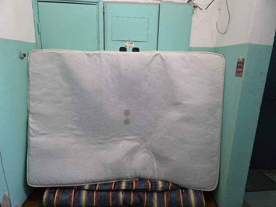 Ортопедический матрац отдам бесплатно