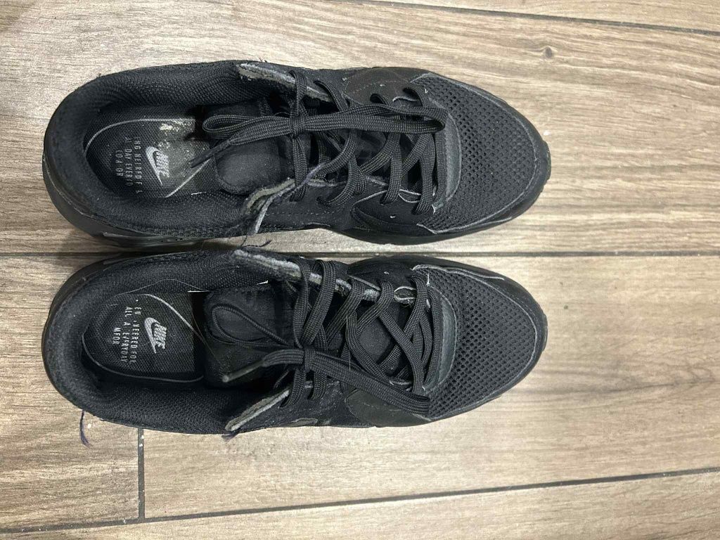 Черни Nike Air Max маратонки