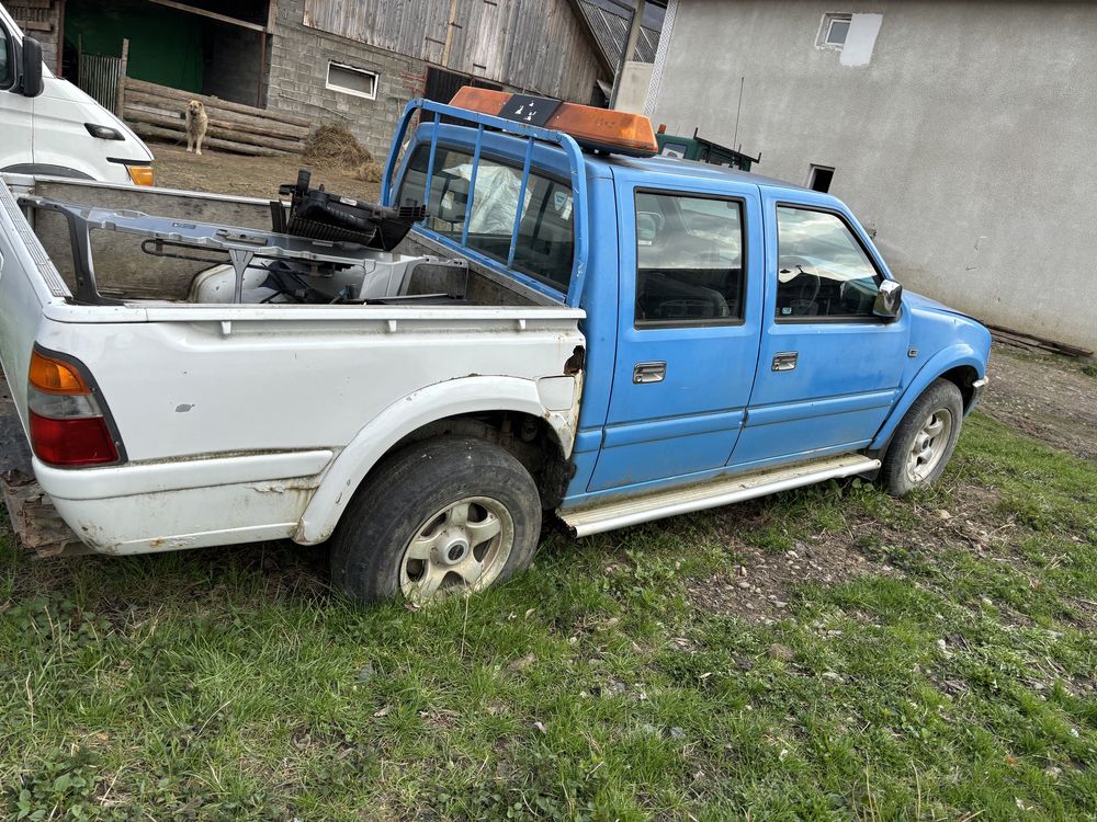 Isuzu TFS PickUp