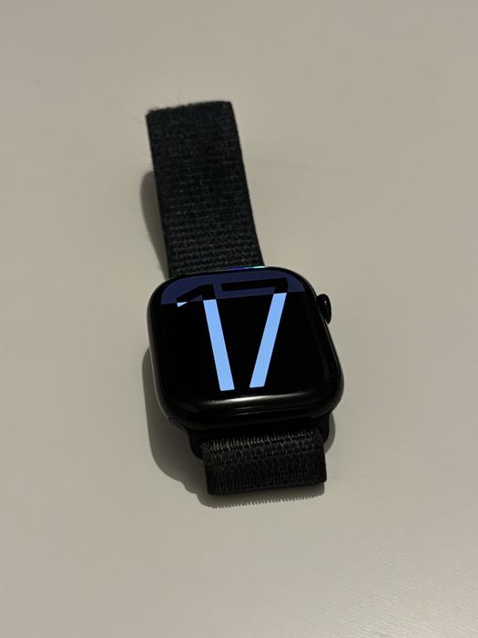 Apple watch series 10 46mm 100% battery life