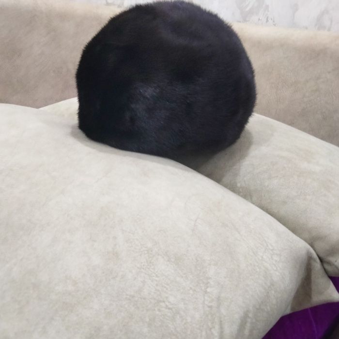 Норковая шапка сатылады