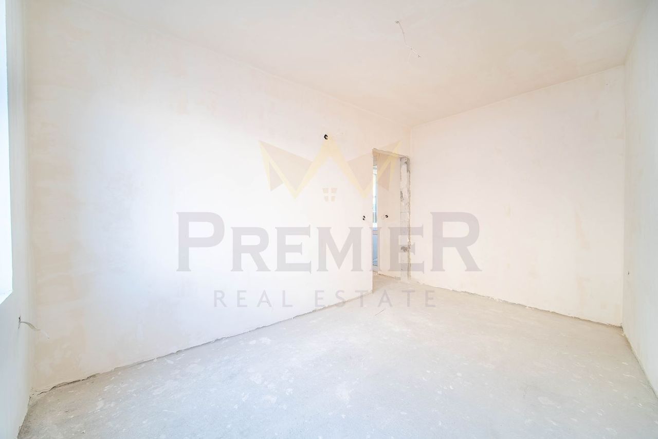 Продава се Тристаен апартамент в Варна, Център - 104 кв.м за 1347 €/кв.м - Снимка #4