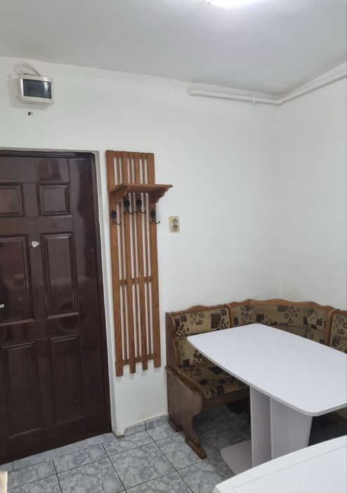 Vand garsoniera decomandata