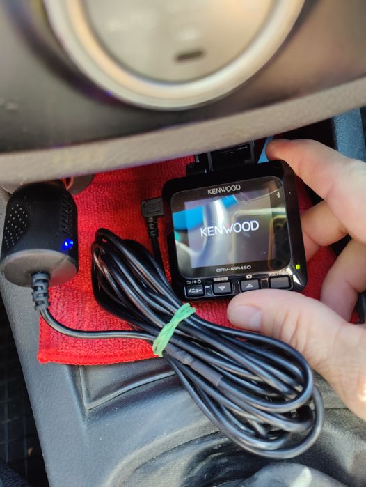 Видеорегистратор Kenwood