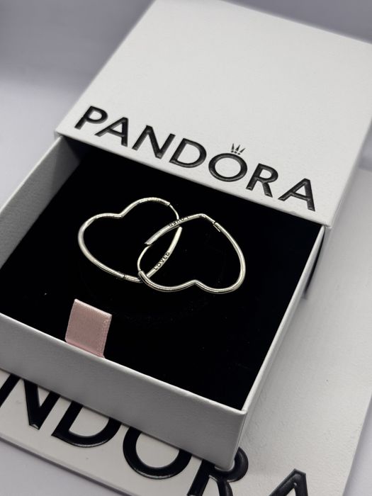 Пандора обеци Pandora