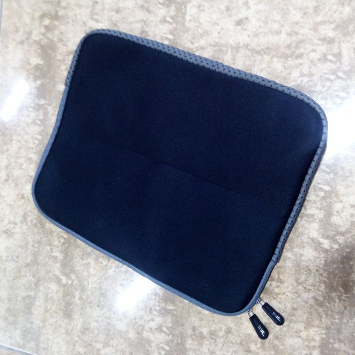 Продаю чехол для ноутбука/планшета