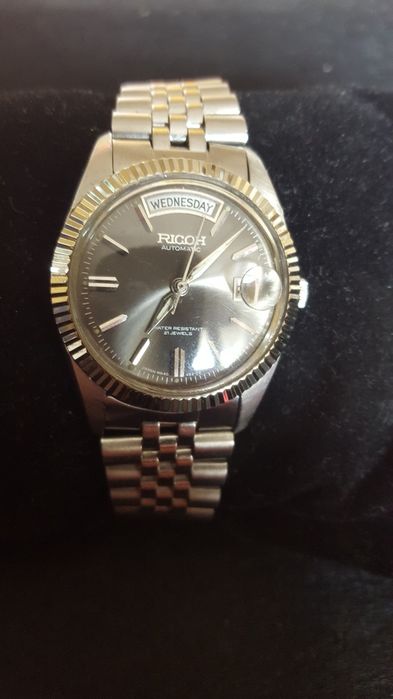 Часовник RICOH automatic