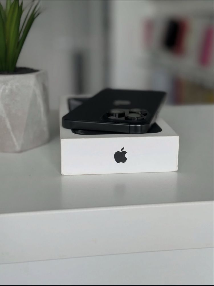 Iphone 15 pro max 256 gb esim