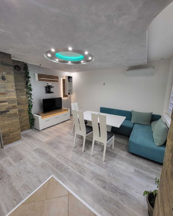 Дава се под наем Двустаен апартамент в Бургас, Братя Миладинови - 50 кв.м за 204 € - Снимка #4