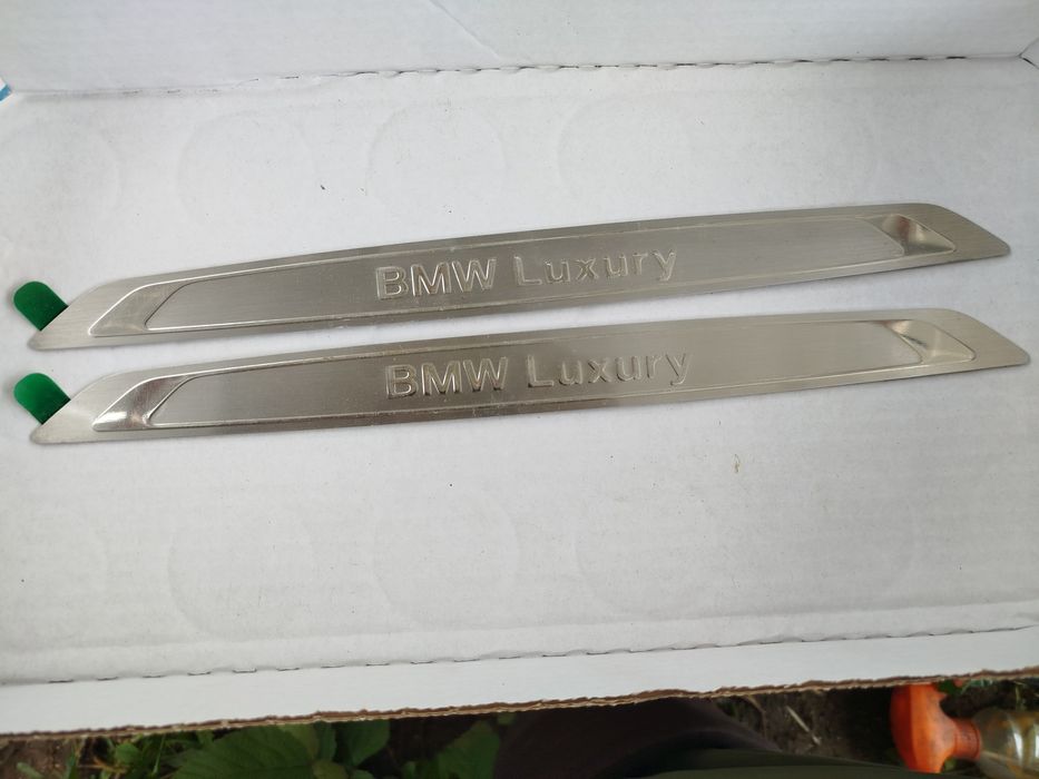 Ornamente praguri BMW