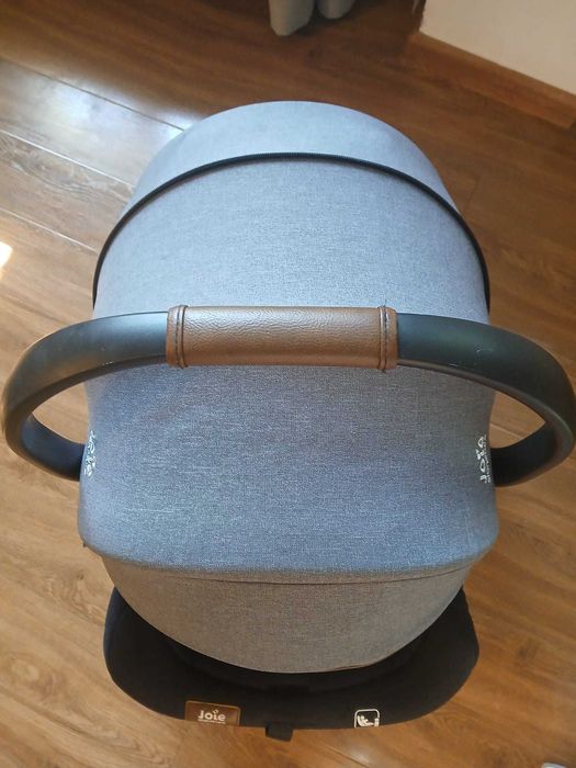 Детско столче за кола Joie (до 13 кг) и Isofix база