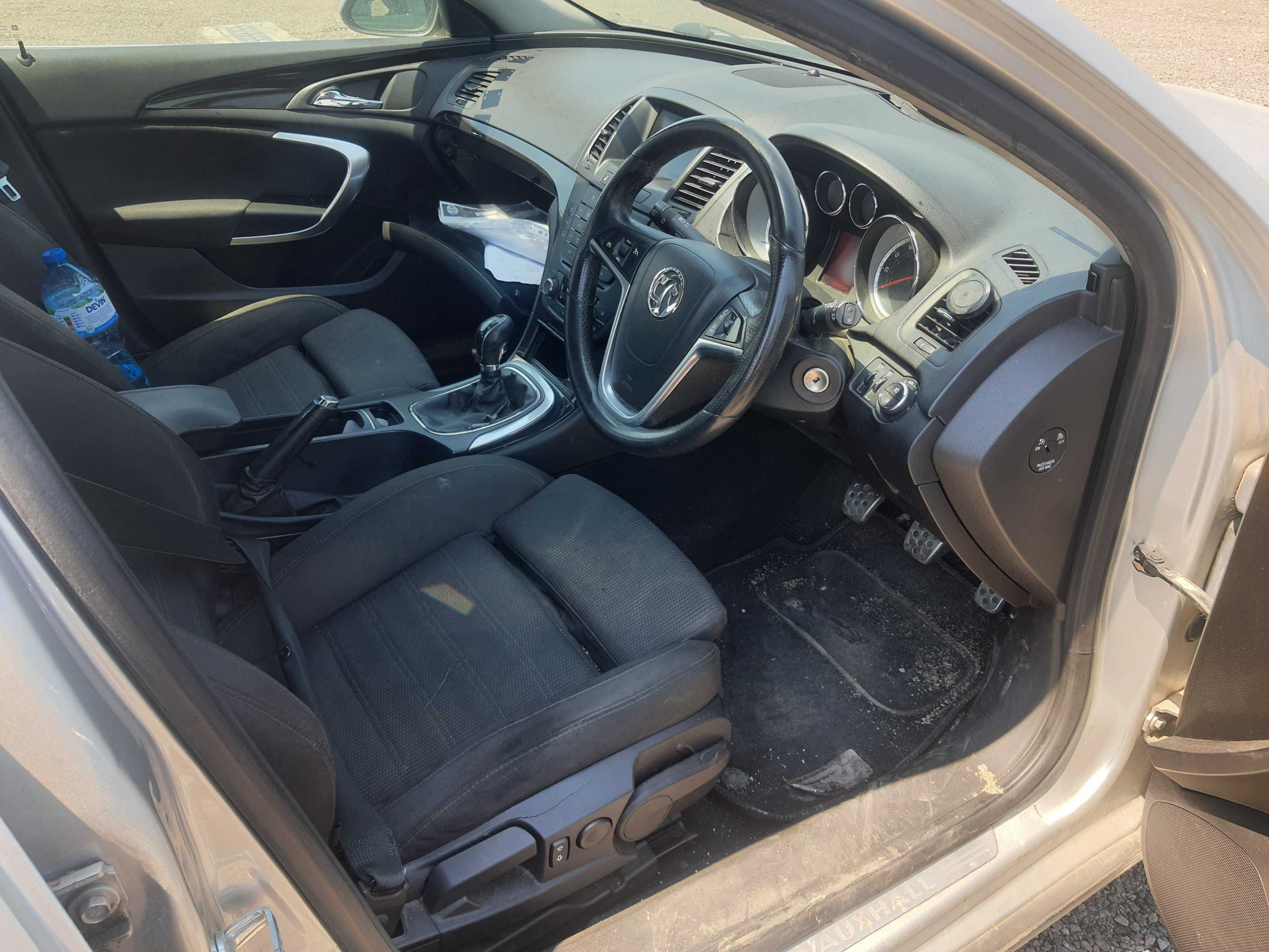 На части! Opel Insignia 2.0 CDTi