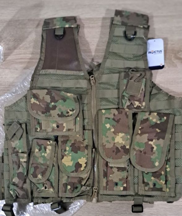 Ținută tactică combat