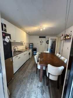 Дава се под наем Двустаен апартамент в София, Център - 55 кв.м за 408 € - Снимка #1